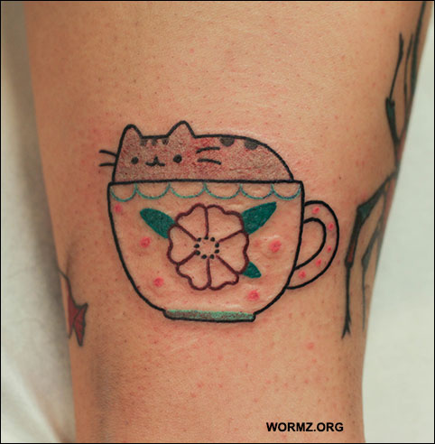Pusheen tatuointi