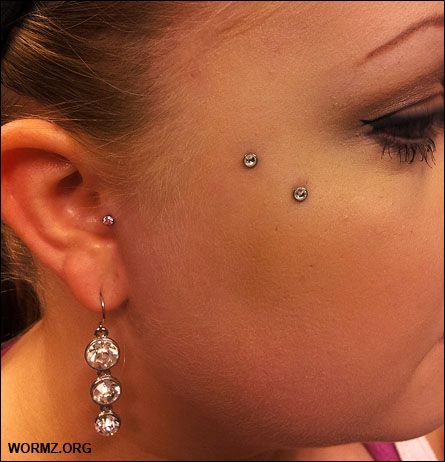 Anti-eyebrow lävistys